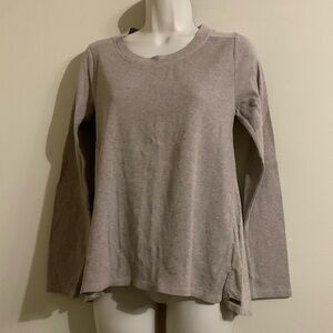 Eddie Bauer tan long sleeved small